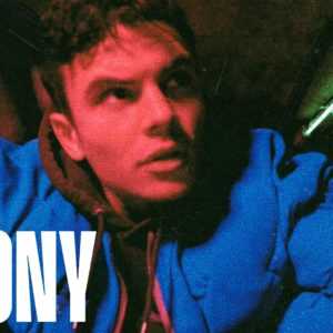 Simony en concert à Nantes • Décadanse Simony en concert à Nantes • Décadanse