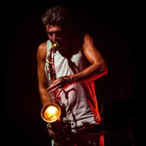 Guillaume Perret + Hyper Jacuzzi Guillaume Perret + Hyper Jacuzzi