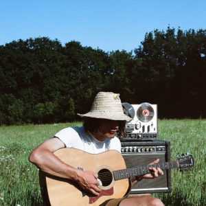 Hayden Besswood - Le Grand 8 - Donges Hayden Besswood – Le Grand 8 – Donges