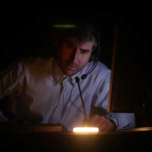 17, Thriller théâtral – Chaos Debout