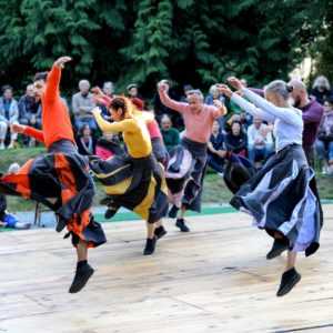"La Grande Roue" de la compagnie Pied en Sol (festival Celtomania) “La Grande Roue” de la compagnie Pied en Sol (festival Celtomania)