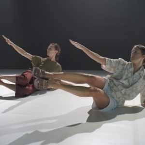 PLATEAU PARTAGÉ – SIMONA ROSSI / SIMONA BERTOZZI – FESTIVAL TRAJECTOIRES #7 PLATEAU PARTAGÉ – SIMONA ROSSI / SIMONA BERTOZZI – FESTIVAL TRAJECTOIRES #7